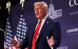 До кінця дня вирішимо: Трамп анонсував 25% мита для Канади та Мексики