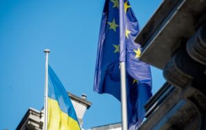 Швеція вимагає прискорити вступ України до ЄС