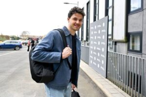 Новини спорту - Манчестер Сіті і МЮ позмагаються за воротаря бельгійського топклубу