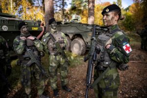 Швеція оголосила історичне переозброєння