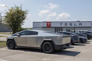 Новини бізнесу - В Європі продажі Tesla обвалилися на понад 40%
