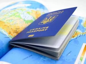 Без категорії - Коли українцю за кордоном можуть знадобитися документи та як їх отримати