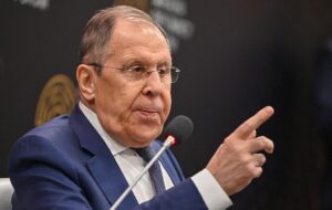 Лавров озвучив “дві основи” для завершення війни