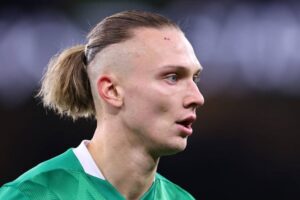 Новини спорту - Плімут перемагає завдяки асисту Таловєрова