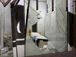 Без категорії - Росіяни в Одесі пошкодили медзаклад - Труханов