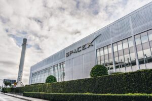 SpaceX стала головним партнером Пентагону