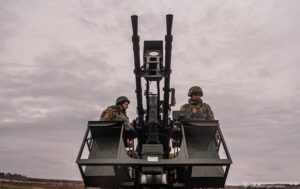 У Києві лунають вибухи: працює ППО