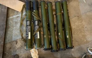 У Києві виявили великий сховок зі зброєю