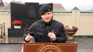 Новини світу - У сина Кадирова виявилось інше ім'я та два паспорти - ЗМІ