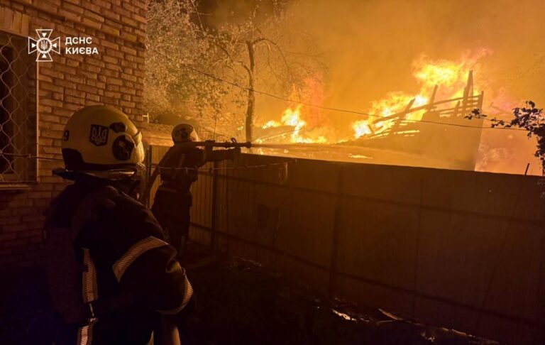 Атака дронів: у Києві зросла кількість поранених