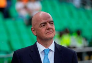 Футбол має бути на першому місці: УЄФА розкритикував президента ФІФА