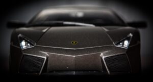 Гібриди принесли Lamborghini майже €900 млн з аквартал