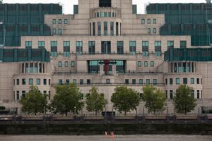 Головою британської розвідки MI6 вперше в історії стане жінка – ЗМІ