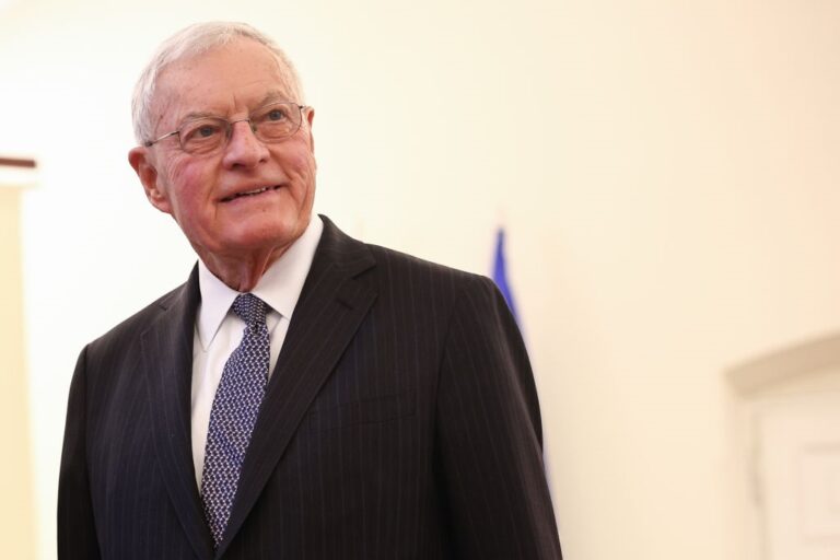 Келлог зробив заяву щодо миротворців в Україні