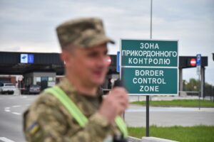 Кордон України з Польщею: на одному з КПП діють тимчасові обмеження