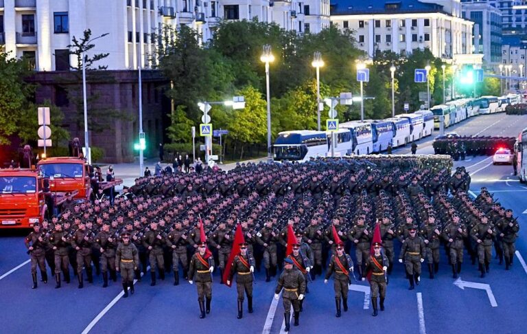МЗС зробило заяву щодо параду 9 травня в Москві