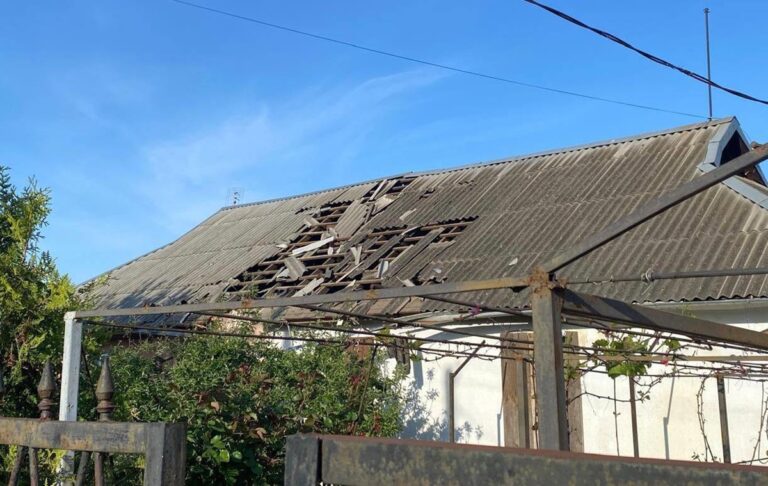 Нікополь і Марганець зазнали ударів, є поранені