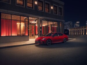 Авто новини - Нове покоління Toyota Camry отримало спецверсію
