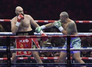 Новини спорту - Пояси просто вкрадені: у батька Ф’юрі не минає образа через поразки сина