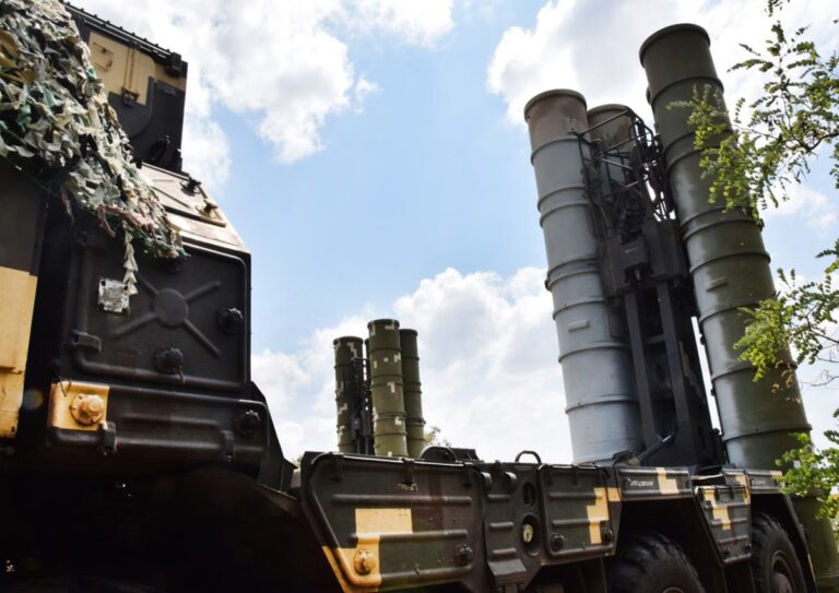 ППО перехопила три ракети і десятки дронів