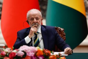 Президент Бразилії планує вмовити Путіна на перемови з Зеленським