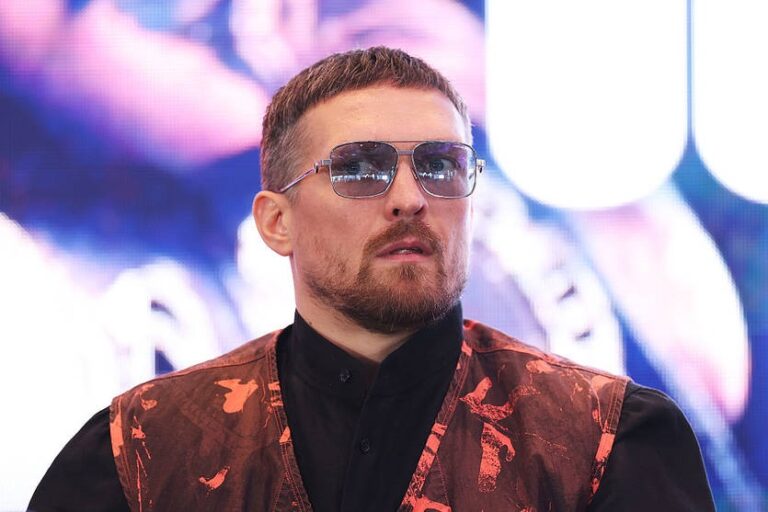 Промоутер Усика відзначив бажання боксувати і вказав на підготовку українця