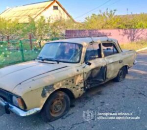 Росіяни атакували з дрона цивільне авто на Запоріжжі, є поранений
