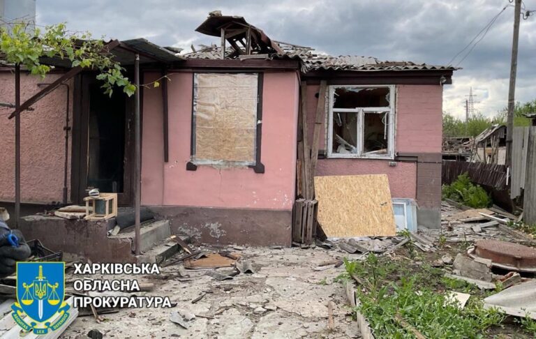 Росіяни скинули бомби на Куп’янськ, є постраждалі
