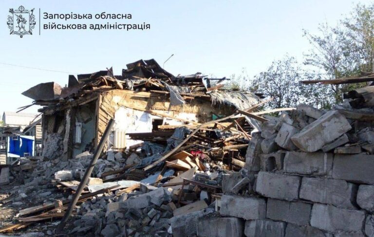 Росіяни скинули на Оріхів вісім КАБів, є постраждалі