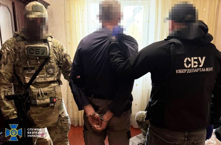 СБУ затримала чоловіка, який наводив ракети РФ на аеродроми ЗСУ