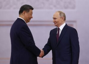 Сі в Москві: перші угоди та заяви