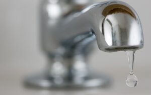 Стало відомо, чи вимикатимуть гарячу воду влітку в Києві