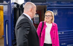 Тимчасова повірена у справах США прибула до Києва