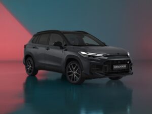 Toyota представила новий Corolla Cross разом зі спортивною версією