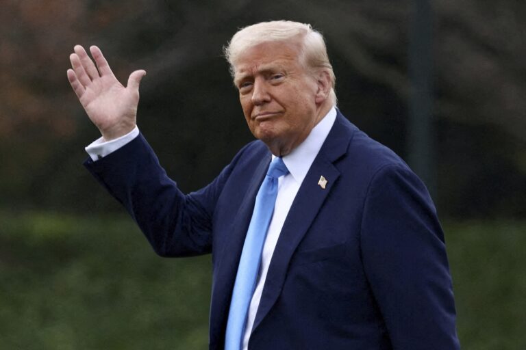 Трамп пообіцяв опублікувати в соцмережі “важливий” пост