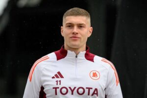Тренер Роми висловився про рівень гри Довбика