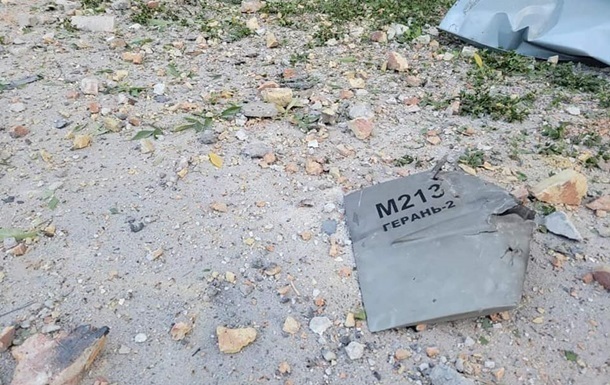 У Києві вибухнули касетні боєприпаси, розкидані з дронів: є постраждала