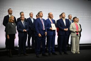 У Німеччині підписали коаліцію ХДС і СДПН