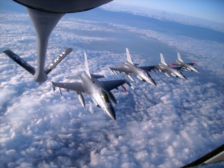 У США схвалили новий пакет допомоги Україні для обслуговування F-16