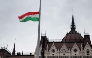 Угорщина відклала переговори з Україною