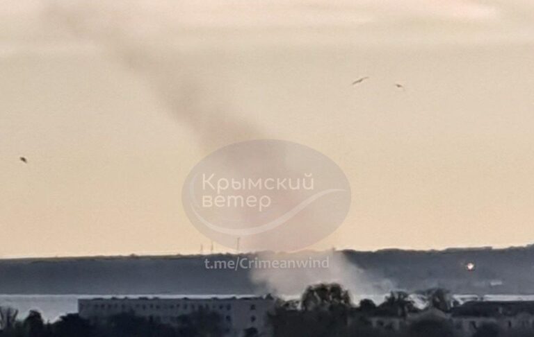 В Криму гриміли потужні вибухи в кількох районах