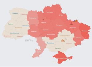 В Одесі пролунали вибухи на тлі дронової атаки