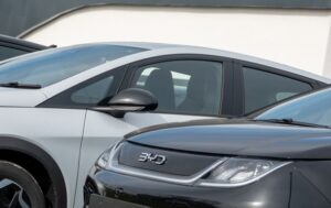 В Україні зріс попит на авто з Китаю