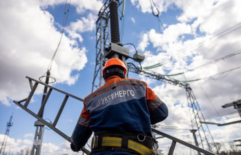Відключення світла охопили п’ять областей України