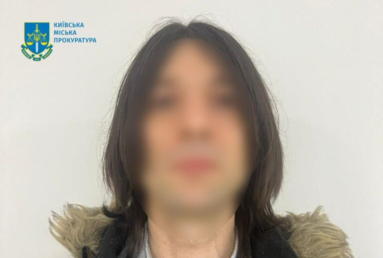 Видурив у військової 300 тисяч: киянину загрожує до п’яти років