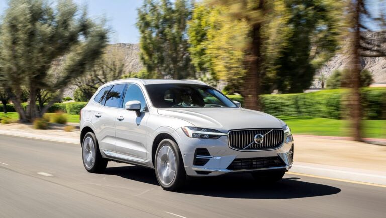 Volvo відкликає понад 413 тисяч авто в США через несправність камер