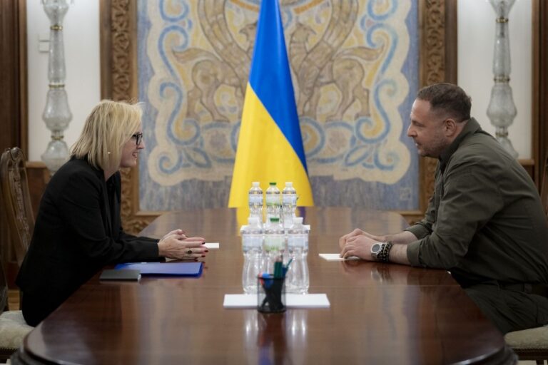 Єрмак зустрівся з тимчасовою повіреною в справах США в Україні