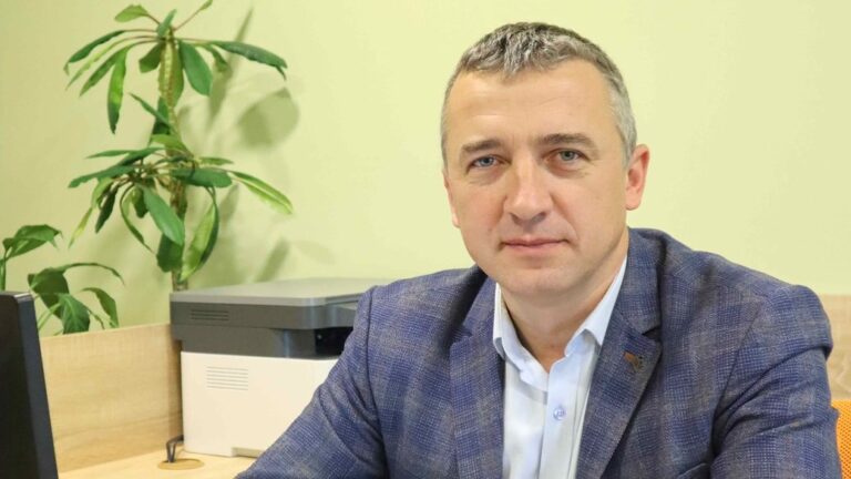 Заступник мера Лозової зник під час відрядження до Чехії