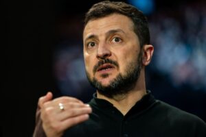 Зеленський пояснив, для чого Путін тягне час