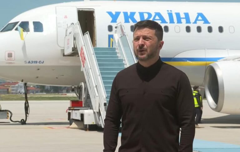 Зеленський прибув до столиці Туреччини